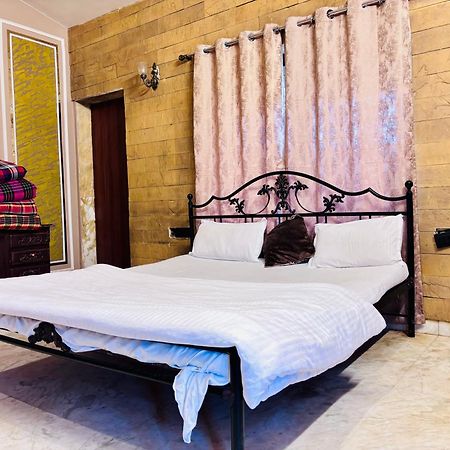 לונבלה Bailey'S Castle Villa מראה חיצוני תמונה