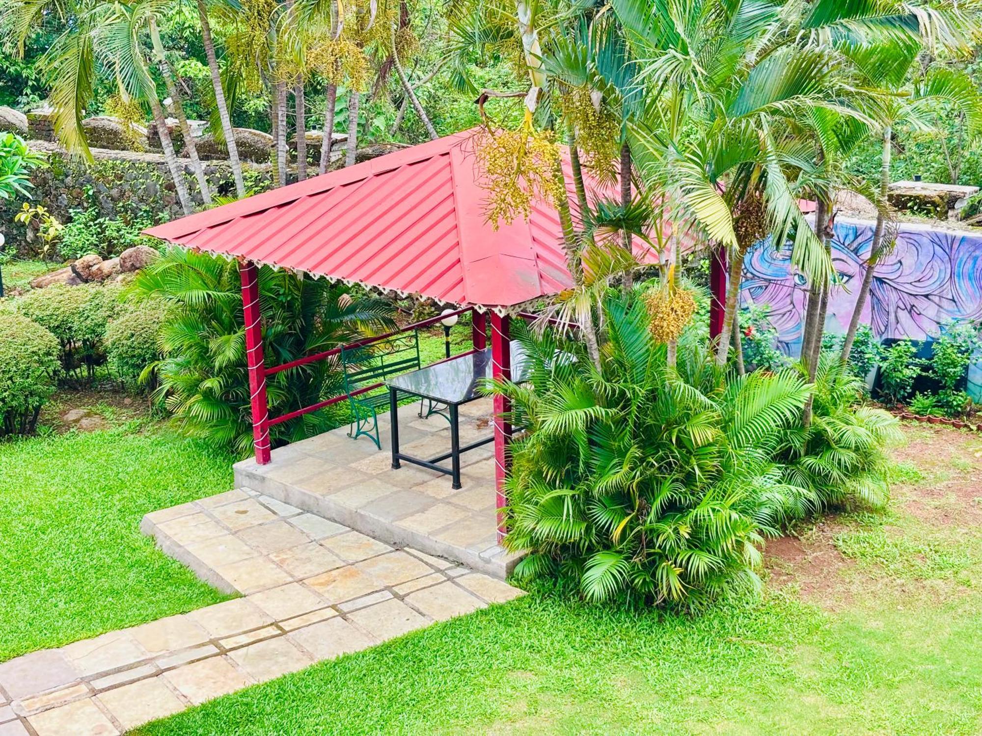 לונבלה Bailey'S Castle Villa מראה חיצוני תמונה