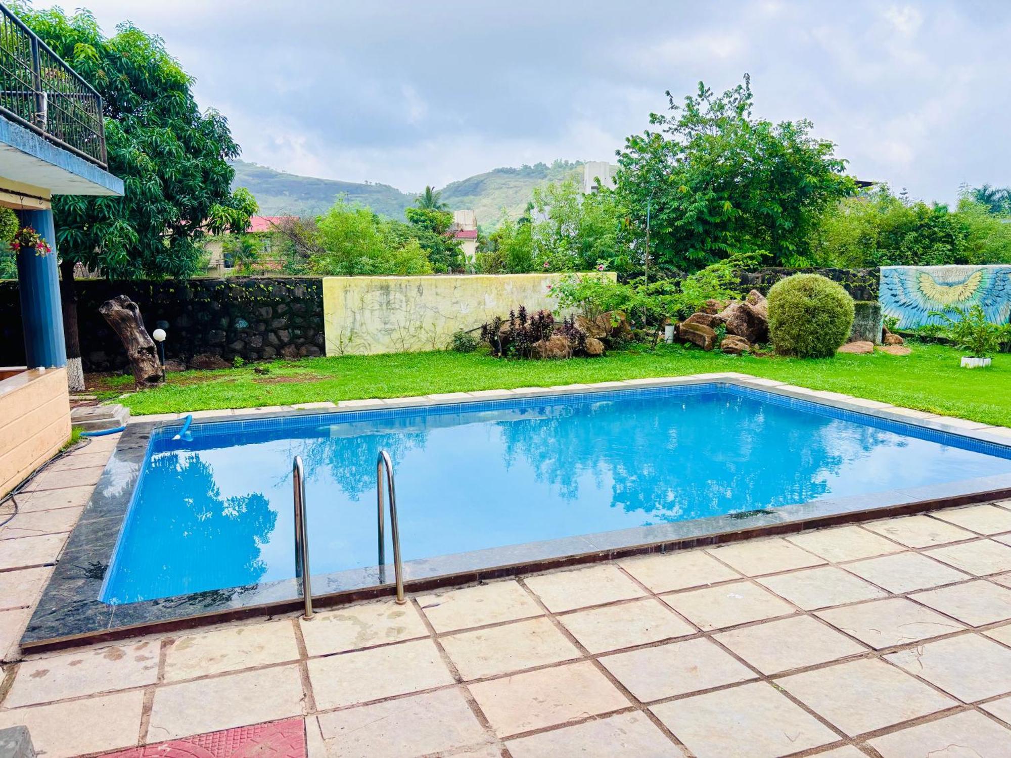 לונבלה Bailey'S Castle Villa מראה חיצוני תמונה